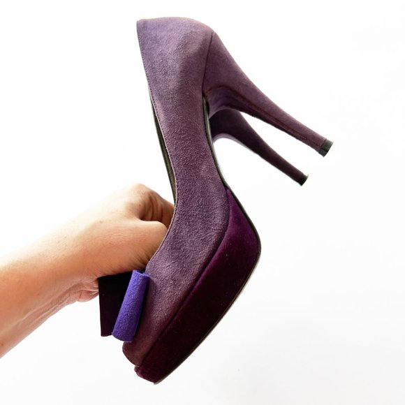 Stuart Weitzman Purple Suede Peep Toe Folded Bow Stiletto Pumps - Picture 9 of 16